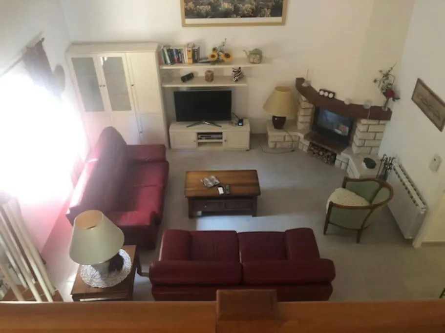 Holiday home Propriete Avec Deux Logements Forcalqueiret
